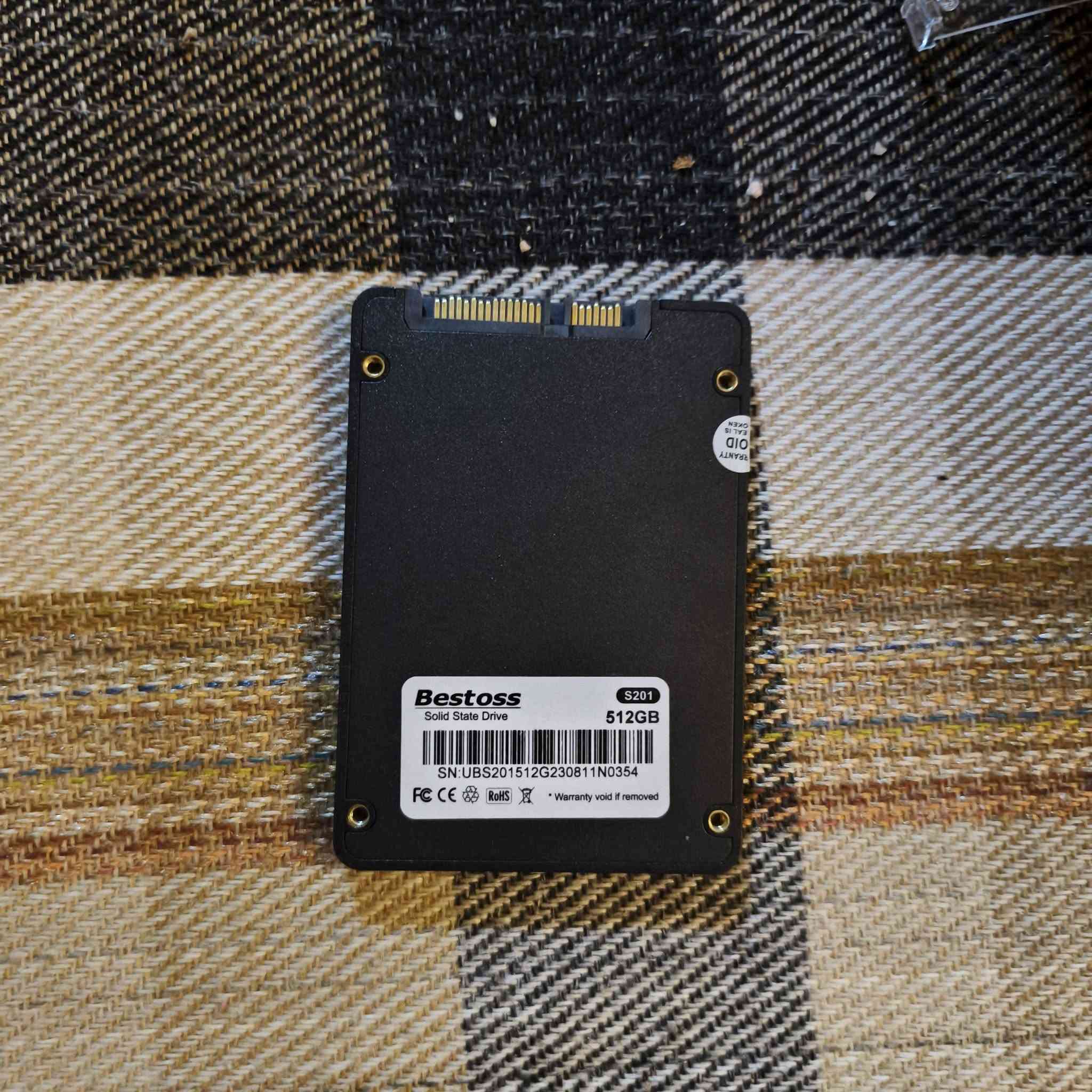 يو بي اس مكسما Av 1500

جديد ابيعه ب 65 الف.
ssd 2 tb

السعر 150 الف، مفحوص. جديد

الثاني ssd نص تيرا، ابيعه فحم، ب 15 الف.


**إذا كنت صاحب هذا الإعلان وتريد حذفه لأي سبب، رجاءا أرسل رسالة إلى الدعم الفني**