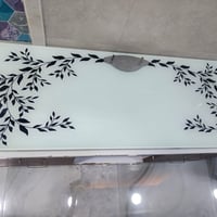 ميز تلفزيون للبيع اتصال ع رقم 0771409994