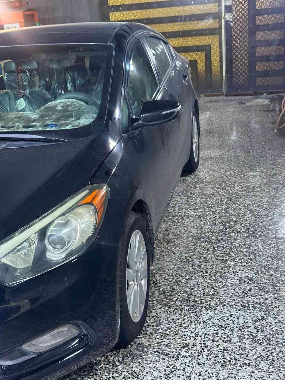 سلام عليكم كيا فورتي مديل 14 للبيع فول مواصفات من عدة بصمة مكينه 1800دوش مرغوبه حادث سيارة جاملغ وشويه من البنيد ما بدل اي شي بيها صدر جديد تخم تاير جديد مكينه مسويلها ادامه توها غرفه حمام يعني مانقصها برغي سيارة الهزة مال سيارة لحد سنت 2031بسمي سيارة سعر شدة وبيها مجال لشراي الستفسار ***********
