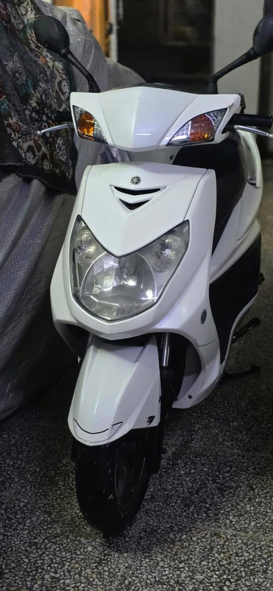 سلام عليكم سكنس فحل للبيع
ياباني اصلي 
قبق نفخ 
ماشية 14 
الاستفار ***********
