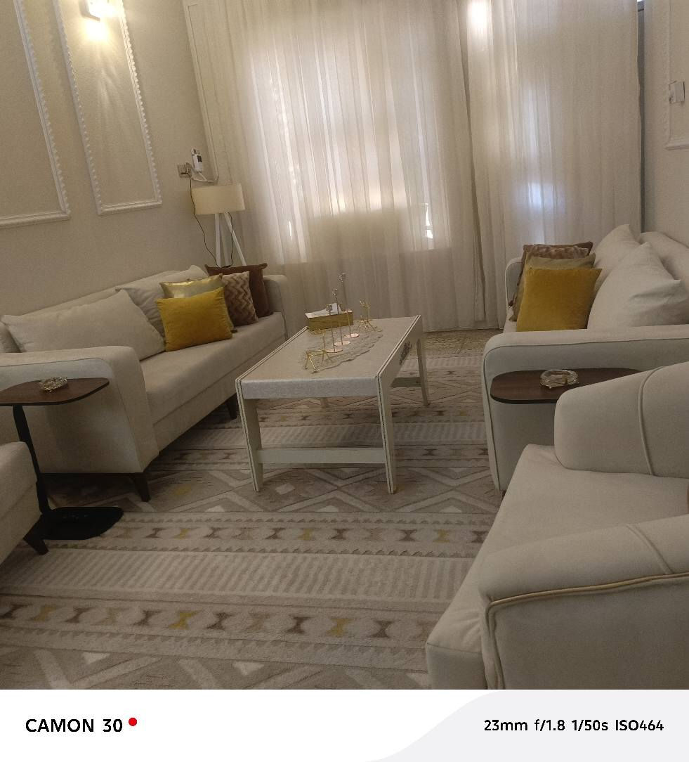 اثاث استقبال بردات وتخم تركي جديد وطبله وسطيه كلهن جدد وتفصال مو جاهز ..سعرهن ٨٥٠ وبيهن مجال للشراي عمارة, ميسان


**إذا كنت صاحب هذا الإعلان وتريد حذفه لأي سبب، رجاءا أرسل رسالة إلى الدعم الفني**