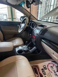 سورنتوا ٢٠١٢ خليجي سليمانية مكفولة كفاله عامة صبغ بارد حادث   كير محرك...