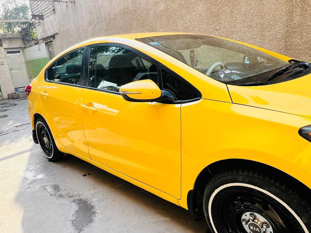 السلام عليكم فورتي للبيع موديل ٢٠١٥ السعر ٩٥ ورقه العنوان بغداد مدينه الصدر السياره جاهزه كبل للشارع /***********
