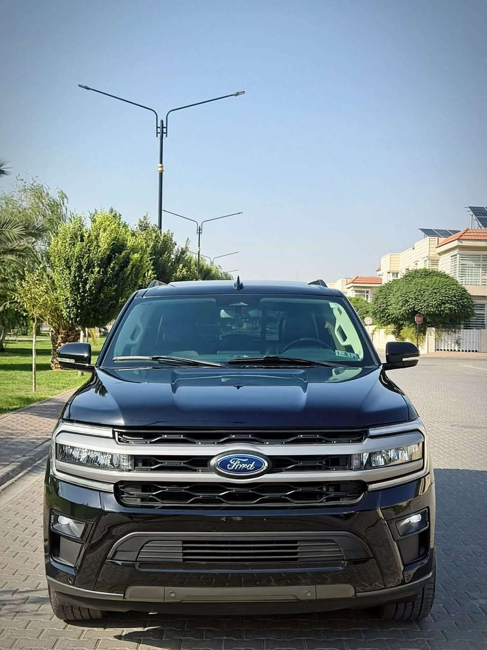 FORD EXPIDITION XLT PLUS 2024
V6 3.5 TWIN TURBO
فورد اكسبيديشن 

🔥المواصفات فول 
موديل 2024
شاشه كبير 
كاميرا 
حساسات خلفي امامي 
▪️بصمة تشغيل واطفاء وفتح جنطه وفتح جام
▪️دخول ذكي ٥ بصمات
▪️تشغيل عن بعد 
 شاحن واير ليس
▪️فتحة سقف بانوراما 
دبل دفع رباعي
اوتو بريك اوتو ستار اوتو هولد
▪️صندوق كهرباء 
▪️داخل جلد 
▪️فور ويل درايف نفكيشن نظام خرائط متطور
▪️كشنات امامي خلفي والوسط كهربائية
▪️كشنات تدفه تبريد 
▪️كشنات فول كهرباء 
▪️سايد بريك بصمة 
▪️كشن منفصل vip
▪️وضعيات قيادة 
▪️تبريد ثنائي الاجواء 
▪️تبريد ٣ قطع 
▪️كشن خزن ٣ وضعيات 
▪️مرايا طوي كهربائيا مزودة  بتنبيه بنقط عمياء
▪️نظام سحب مقطورة 
▪️شحن لاسلكي 
▪️اوتو ستوب ستارت 
▪️تحذير خروج عن المسار
▪️٨ وضعيات قيادة
▪️قيادة آلية ذكية ومانع تصادم
▪️رادار 360 درجة 
▪️محرك V6 3.5 دبل توربو
ماشيه 40 الف
ضرر سياره جملغ امامي يمين مبدل بيلادي نفس لون بدون صبغ 
سياره بدون دواخل بشرط
سياره بدون رقم تترقم شمالي فقط 
مكان سياره سليماني 
***********📞
