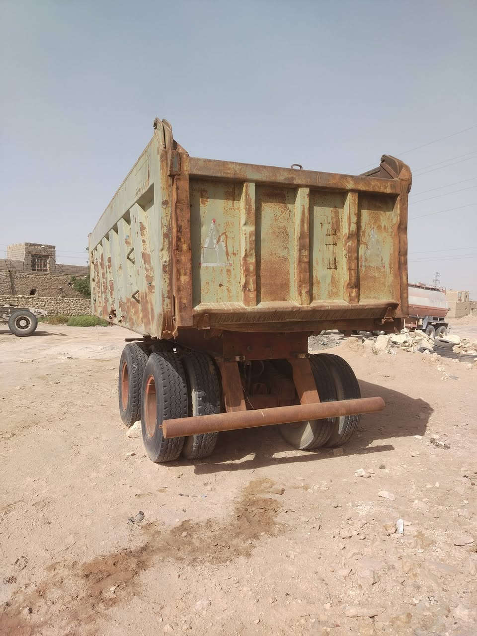 سلام عليكم عربانه المانيه للبيع  براد ١٦ تخم تاير مكان سماوه السعر ٦٥ ورقه الاستفسار ***********
