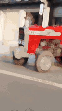 لبيع سعر 12 /حجم 275 رقم صاحب مكيل***********
