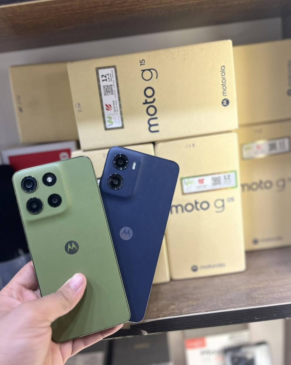 عروض وخصومات خاصة بمناسبة العيد
____شركة شاومي وريلمي______ 
متوفر مسخدم وجديد
جميع الوكالات متوفرة
هونر _ابل_سامسونك_تكنو_انفنكس_ ريلمي_ ريدمي _بوكو_ ايتل
ويتوفر اجهزة ابل مسخدمة من 11عادي ل16برو ماكس
جميع الايبادات متوفرة
البيع بل نقد واقساط
***********
***********
شارع الخليج مقابل سنتر بغداد او مجمع الخيمة
📱 أحدث الأجهزة
💰 أسعار منافسة
💳 تقسيط مريح
🔧 صيانة جميع الأجهزة
عالم الهواتف – ثقة وخدمة مضمونة
