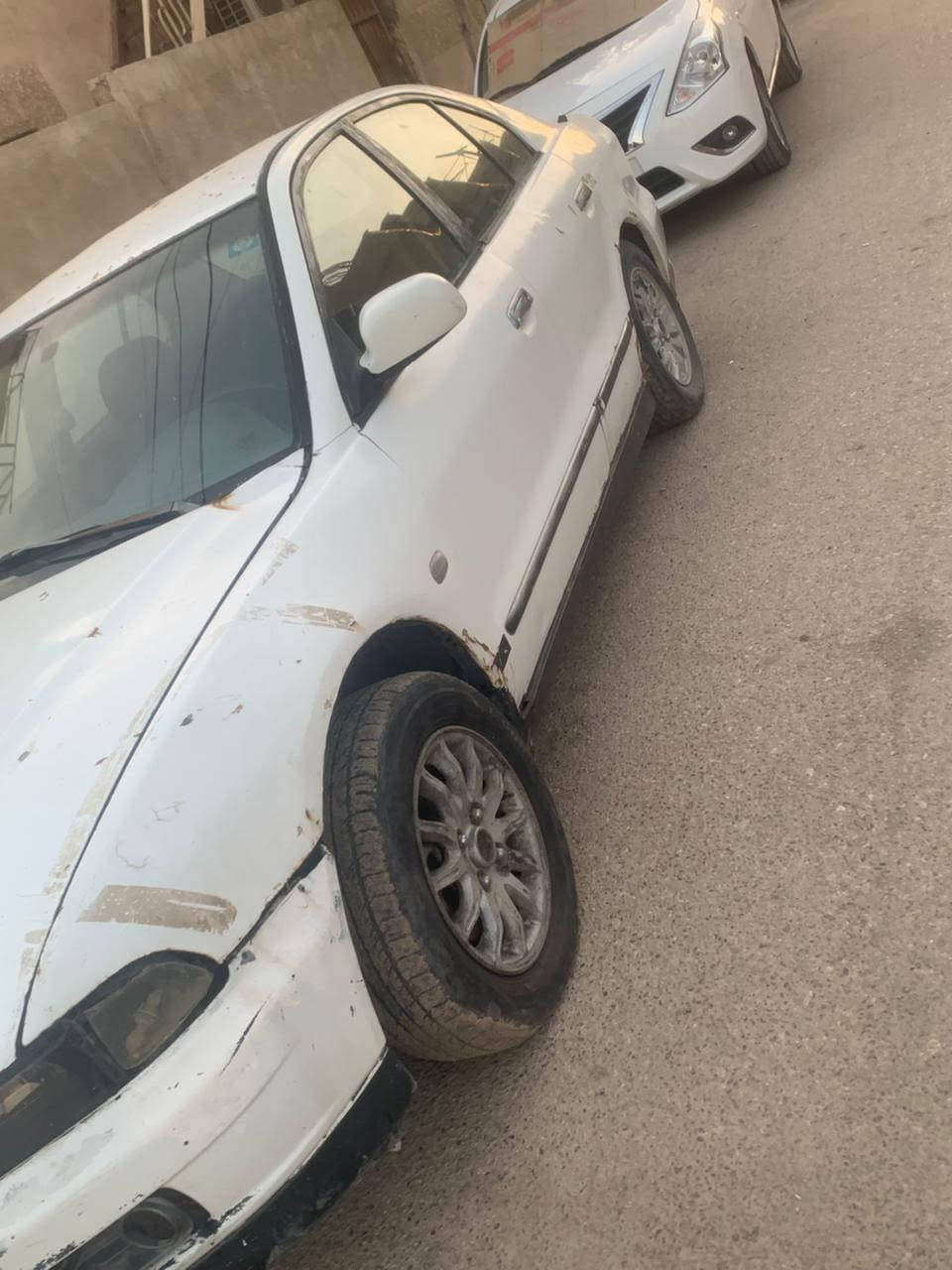 السلام عليكم كلنت موديل 2004 مزاد وزاره الداخليه بسمي اسويلك وكاله ام الباركود وتمشي وين متريد سياره مكينه وكير بل جيس جدد ماشيه 70  كير اوتو تراي مال زيرو ترقيم يكلف اقل 400 الف مكاني بغداد السعر 18 ورقه 
***********
