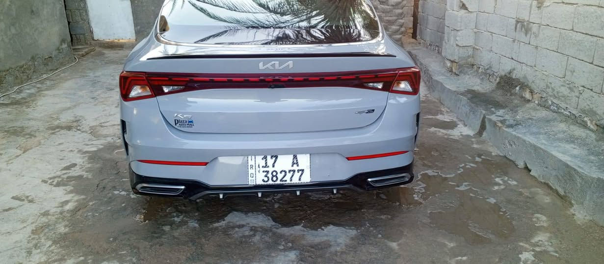 سلام عليكم كي فايف موديل ٢٠٢٢ لون اسمنتي مواصفات جيتي لاين بدون فتحة فقط مبدلة بيهة بنيد ودعامية الامامية سيارة معوقين مثنى مكان سيارة بغداد السعر ١٥٥ وبيهة مجال رقم الهاتف ***********
