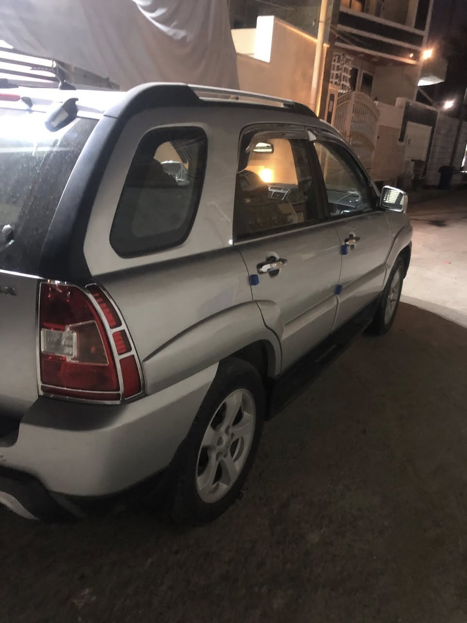 سلام عليكم              السعر 130 $ وبيه مجال
سبورتج موديل 2009 جديده كلش مكفوله مِن الصبغ والبارد والشخط سياره جديده كلش مكفوله كفاله عامه رقم بغداد والسونار مرفق مع الصور 
سعر السياره 130 $ وبيه مجال 
مكان السياره ديالئ بــعقــوبـه 
للستفسار اتصل ؏ الرقم 

***********
