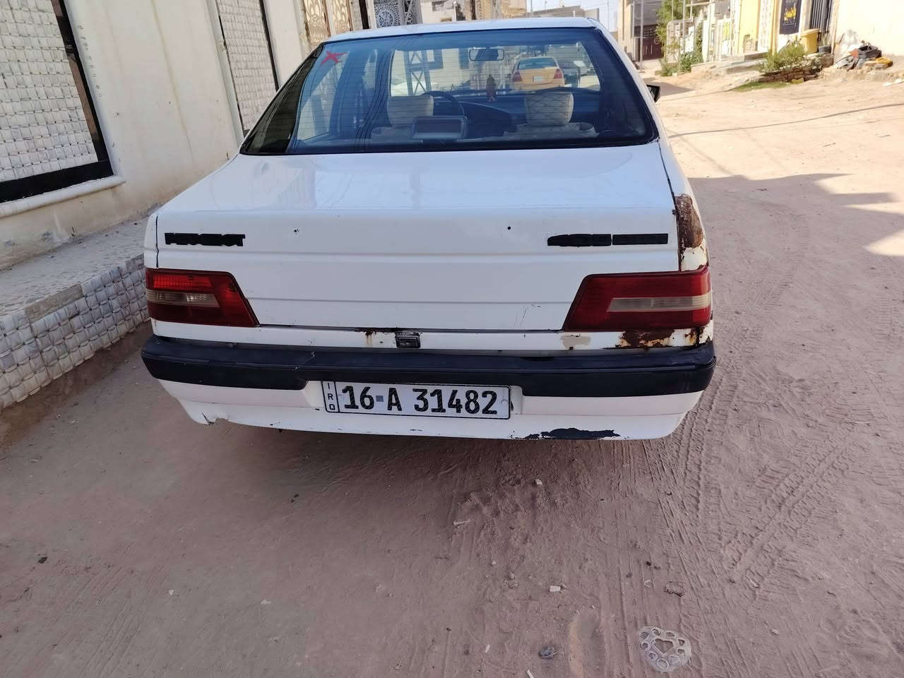 سلام عليكم للبيع بيجو 405 سيارة مكينة وكير جدد كلج جديد مشط وباور جديد حدادية ورة وكدام جديدة سيارة بيهة جاملغ الورة مصلح ومامصبوغ يرادلهة ترتيب رقم انكليزي قادسية سنوية 30 مداور ثاني يوم السعر 28 وبيهة مجال مكان السيارة نجف حي النداء للستفسار ***********
