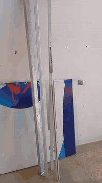 السلام عليكم جام خانه مال محل 10ملم جهازة للشد مع كافة  الملحقات من سكك وجك ويده باب أي عيب مابها. //القياسات عرض 3متر   ارتفاع 3 م جديد مامستخدم ***********%%
