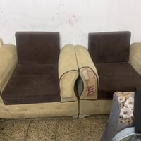 قنفة ٣ مقاعد • ٢ قنفات مفردة • ضرر بالرجل