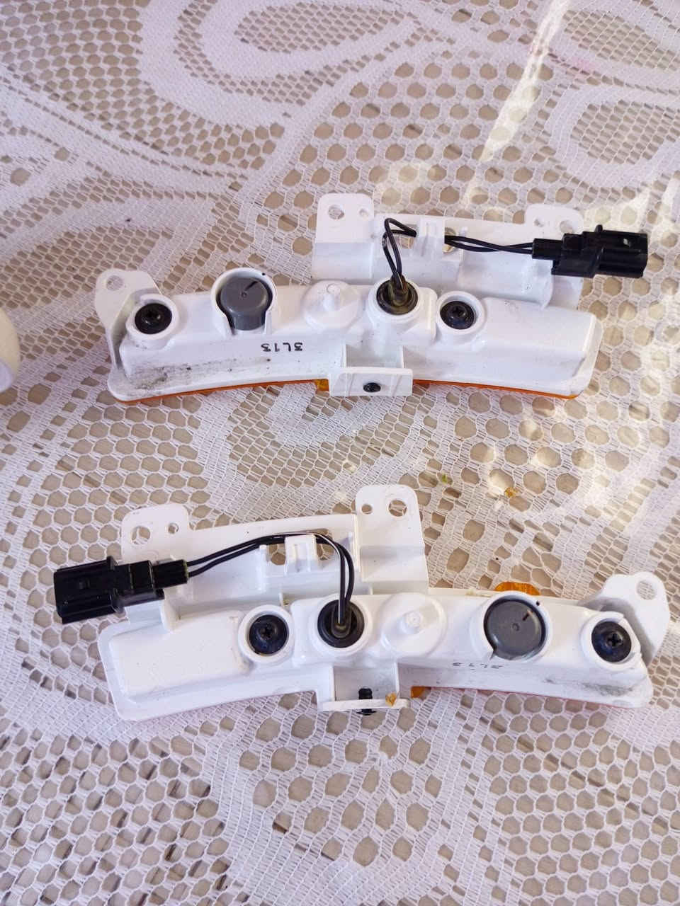 فسفورات أصليه بطانة بنيد هوائيه يمنه الاتصال ***********
