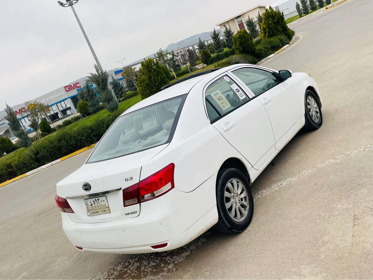 بی وای دی  مۆدیل ۲٠۱۳ فول مواسەفات سەنەوی پلاستیکی عەسلی لەگەڵە بە شەرت ئەوەلیات و حاسیبە سەیارەکە بێ دەعم و لێدراوییە هیچئ پێوە نییە هەموو گیانی بە شەرت چوار تایەو ویلی لۆک لە ژێرایە تەقەو ڕەقەی بە شەرت کارەبای هەموو گیانی بە شەرت ماڵی دۆستە .. هەموو مەسرافی ئەوە سەیارەیە دەبڵێکی زەعیفە یەک بۆڕ بڕینی گەڕ بووە ما باقی هەموو گیانی بە شەرت لە سلیمانیم سیعری ۳۳ گەلاو مەجالیکی برایانە 
٠۷۷٠۲۲٦۸٤۸۹__٠۷٥٠۱٤۸۸٤٠۸ السليمانية, العراق


**إذا كنت صاحب هذا الإعلان وتريد حذفه لأي سبب، رجاءا أرسل رسالة إلى الدعم الفني**