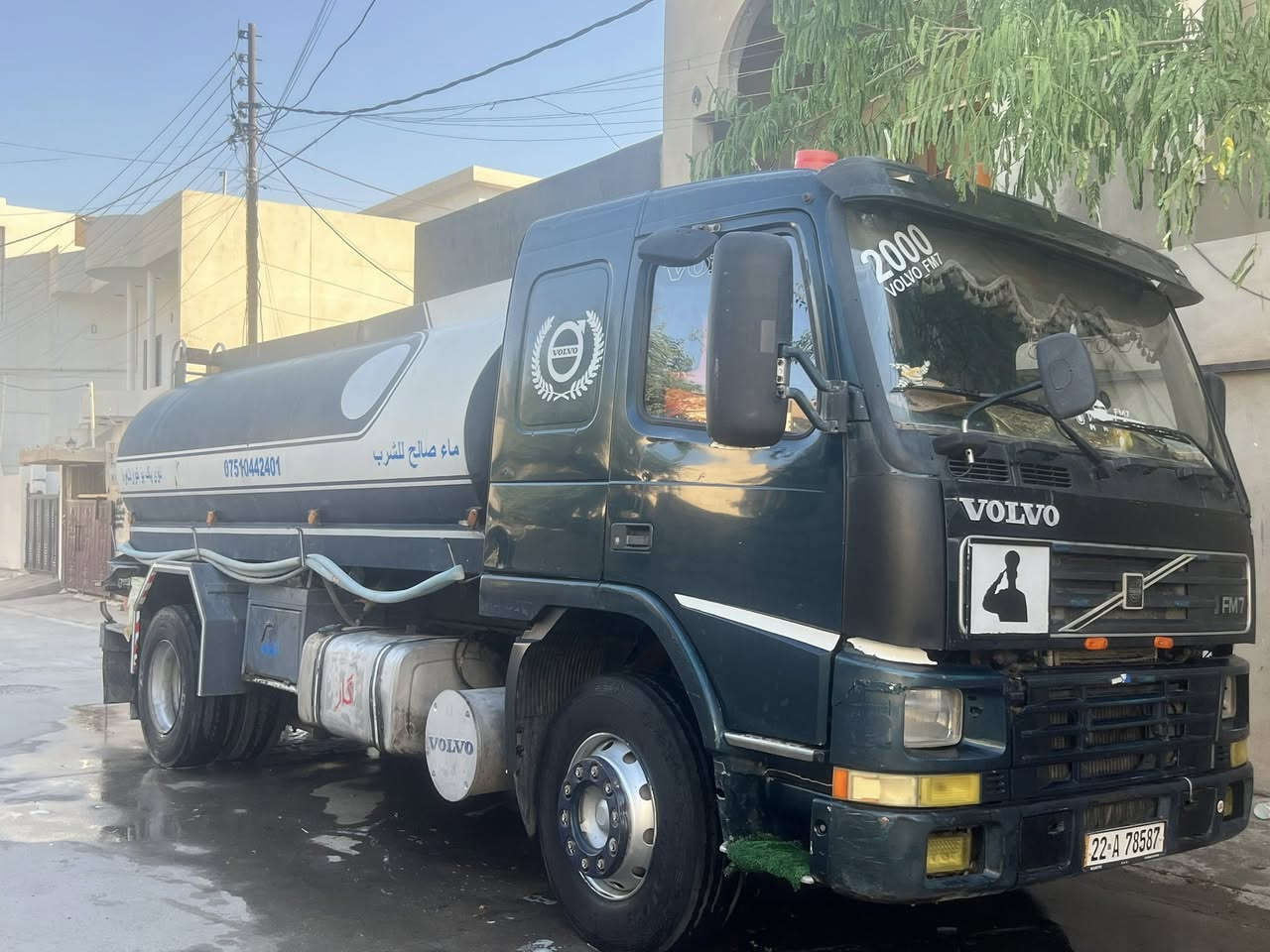 سلام عليكم
فالفو FM7موديل 2000 كير 4X4 تبريد شغال تانكي 15الف 
***********
***********
