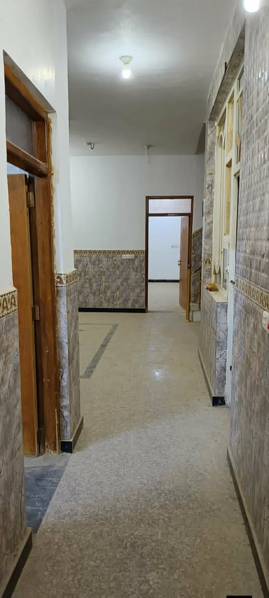 للبيع بالكفاآت مقابل المدرسة الالمانية 
بيت مساحة 156 متر طابقين بناء 2020 اربع غرف نوم
. الطابق الاول مطبخ + هول + استقبال+ غرفتين نوم + صحيات ومنور 
. الطابق الثاني غرفين نوم وهول وصحيات وسطح 
للاستفسار 
***********- واتس
***********
