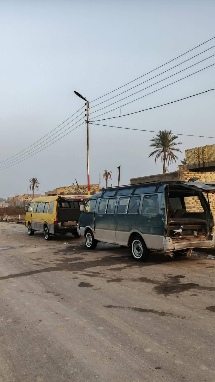 سلام عليكم 
كيا اسيا موديل 94سنويه بعده ماصاقطه راقم بغداد الاماني كشنات بريجو محرك 3 ستوه طالعه من تجفيت كبر واكسن اخير من الله
 تخم تاير جديد ستوني شاده حداديه صارله سبوع من شاده      مكان سياره ديوانيه قضاء شاميه راقم الهاتف ***********
