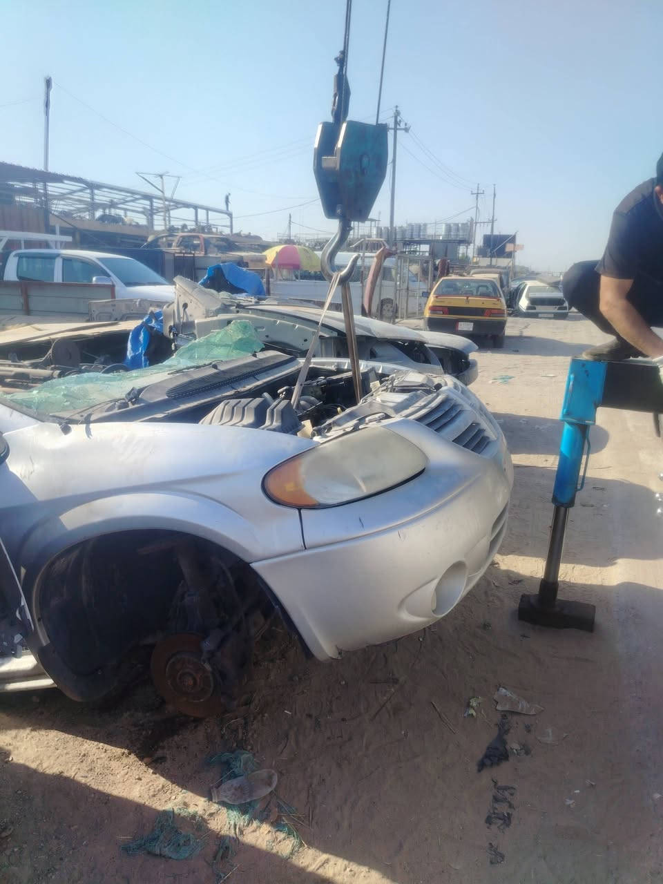 متوفره جميع لغراض للدوج كرفان من موديل ٩٦ الي موديل ٢٠١٠ للاستفسار *********** العنوان بغداد راشديه قرب المديريه مالل لمرور الحسينيه ويوجد توصيل لجميع لمخافظات
