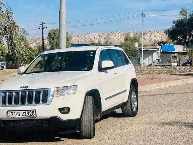 جێب لاریدۆ 2012شتکێکی نموونەیە لەجوانی سەنەوی تا 2027 تازەیە هیچی پێوە نیە بێ بۆیاخو بێشووخت  ناو قەیسی و دەبڵ اکسل ماوس   ژ.م***********
