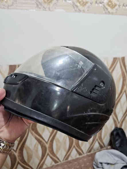 #خوذات عدد2 للبيع
وعندي هورنات بوش بس مامصورهن
قيم وابيع ***********
