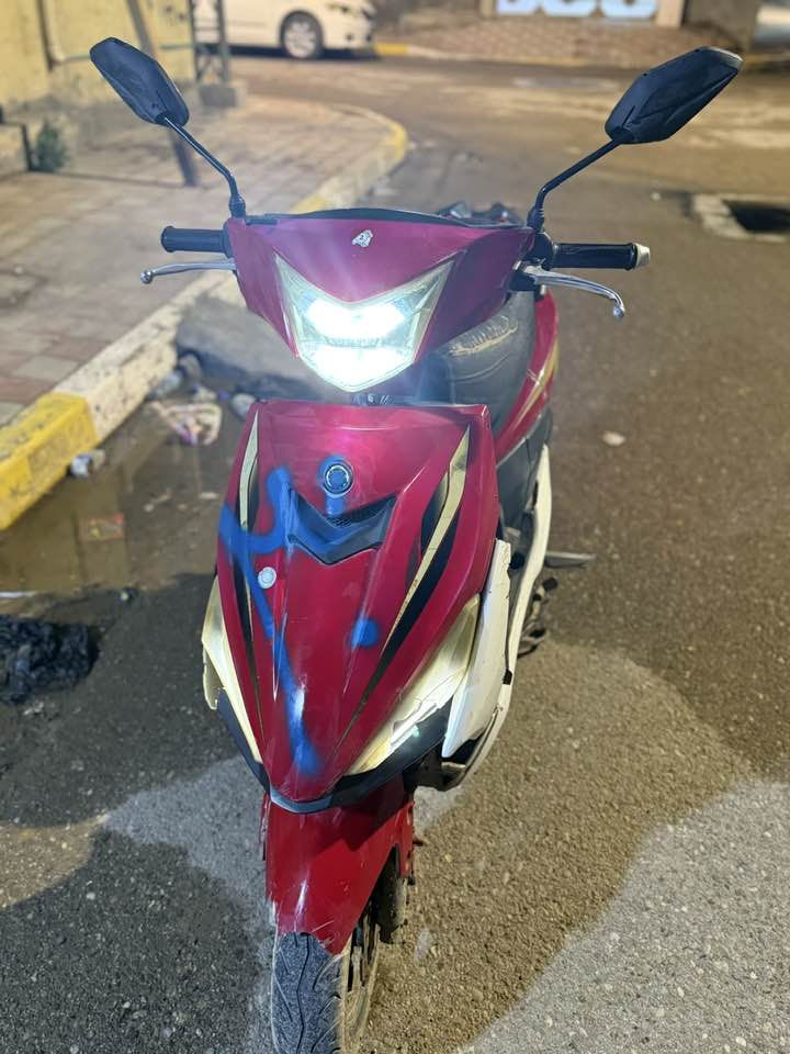 السلام عليكم 
دراجه رص نوعيته اف اس دراجه نضيفه ومحركه نضيف مامفتوح وله مجفت دراجه كلشي شغال بيهه اي عطل مابيهه كدامكم مثل ماواضح بل تصوير شراي يتصل عل رقم ويدلل *********** واي حجز وتوصيل ماعندي مكاني الرمادي
