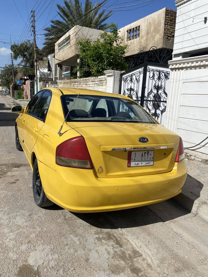 كيا سبكترا للبيع رقم انبار بسمي شخصياً سنويه ل2027 انكليزي بس الرقم الماني
2009 وارد امريكي ضربتها قبق جنطه وشويه من الحوض وهنا بالعراق انطخت بيدي باب السايق تبديل عندي صورتها قبل مابدل بدون دواخل تكم شواصي لغود كله مكفول كير مكينه خير من الله تبريد العام بدلت منضومه جديده وقبل اسبوعين بدلت فريز يعني تبريد انجماد خير من الله
رولات قوايش جوينات قاعده مال فيوزات كله جديد دوشمه عام ارضيه وسقف وكشنات شاشه وكامره دوراه
واسف على الاطاله 
مكاني بغداد الدوره خلف جامعه كلكامش
السعر67 وبيها مجاال بسيط
للاستفسار 
***********
