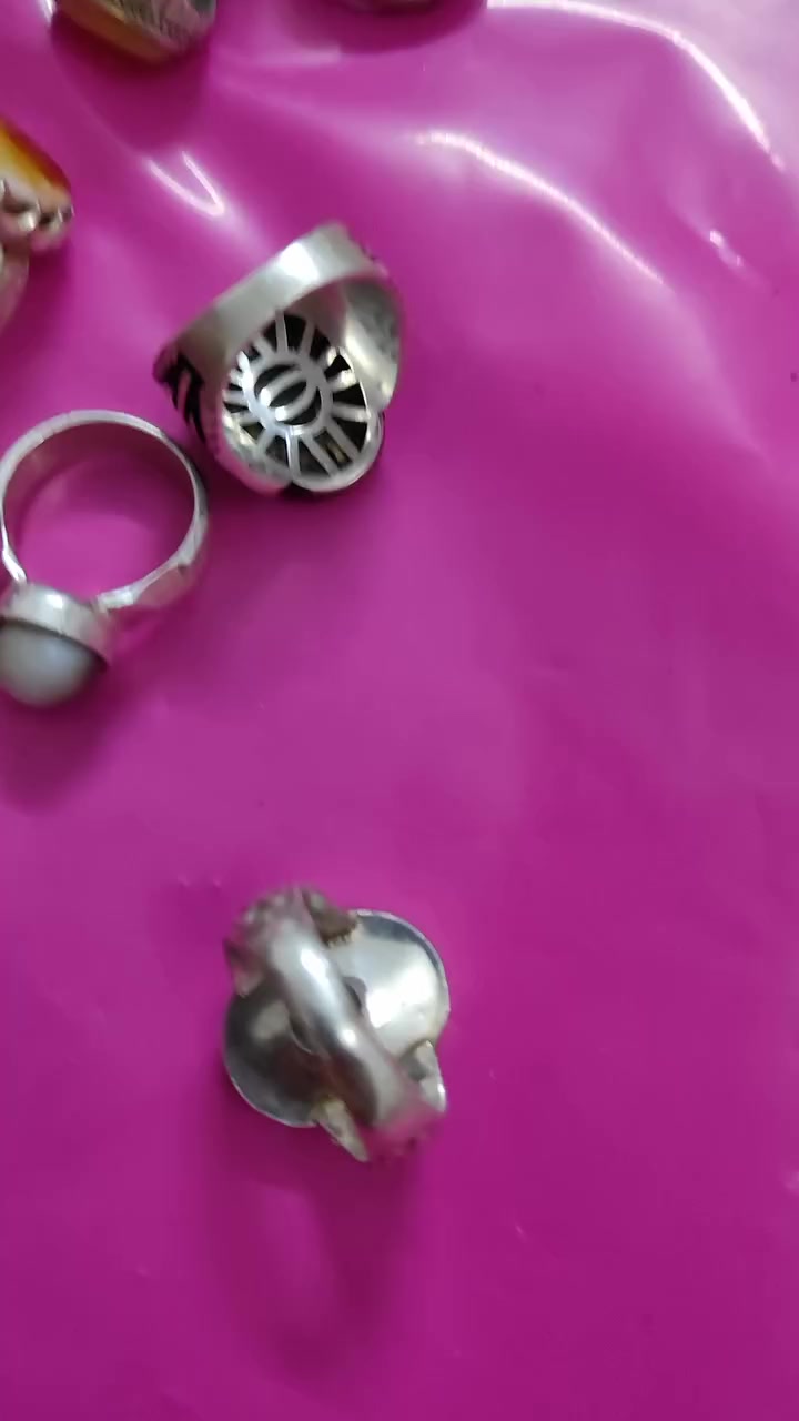 مرحبا محابس لبيع 20محبس سعرلواحد 25 مكاني ميسان يوجد خدمة توصيل ***********
