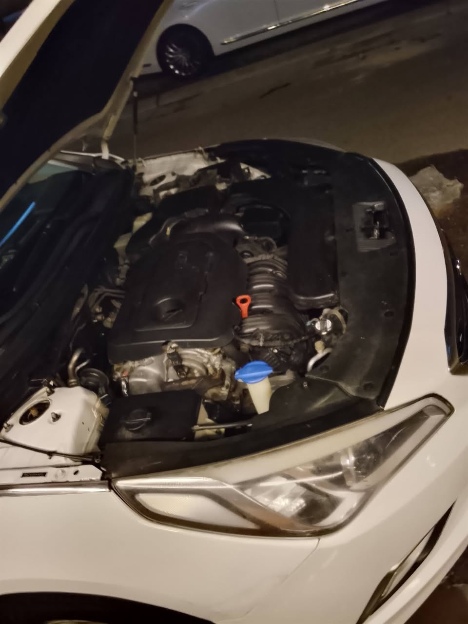سلام عليكم للبيع سوناتا موديل 15 رقم بابل بيه 3 قطع صبغ شويه من لباب مال تكشير بدون تبيل بدون تصليح بس رش. تبريد ثلج جاهزه مكينه لا تنقيص ولا تبخير  مكاني كربلاء أسعر 105 وبيه مجال بصيط ***********
