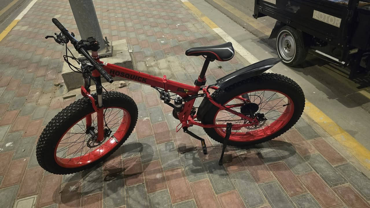 بيسكل دبابه حجم 26 
يحتمل اوزان عاليه فوك ال150k
ملاحضه البيسكل جديد واحله من الصور
كربلاء شارع الحولي 100 خلف السفاره التركيه 
 خاص موجود وتساب موجود
***********📞
***********📞
