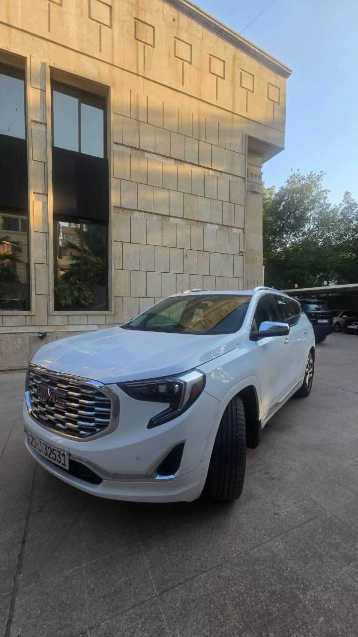 سلام عليكم 
جمسي تيران دينالي ٢٠٢٠ 

GMC Terrain Denali 2020 

محرك 2000 تيربو 
فور ويل 
كير ٩ نمر AT
سيارة فول مواصفات اوتو بارك 
كراسي تدفئة + تبريد + كهرباء + جلد + كرسي السايق ميموري 
سستم صوت boss
لايت زنون 
بنوراما 
جنطة كهرباء ويل ١٩ 
٤ كامرات محيطية 
رادار جانبي رادار امامي اوتو بريك مساعدة خروج عن المسار
 كروس سرعة تفاعلي
 وبعد هواي مواصفات معروفة دينالي
سيارة حادثها موضح بصور 
الممشى 63 ميل 
مكان سيارة المنصور او كاظمية 
سعر سيارة ١٥٩ ورقة
***********
