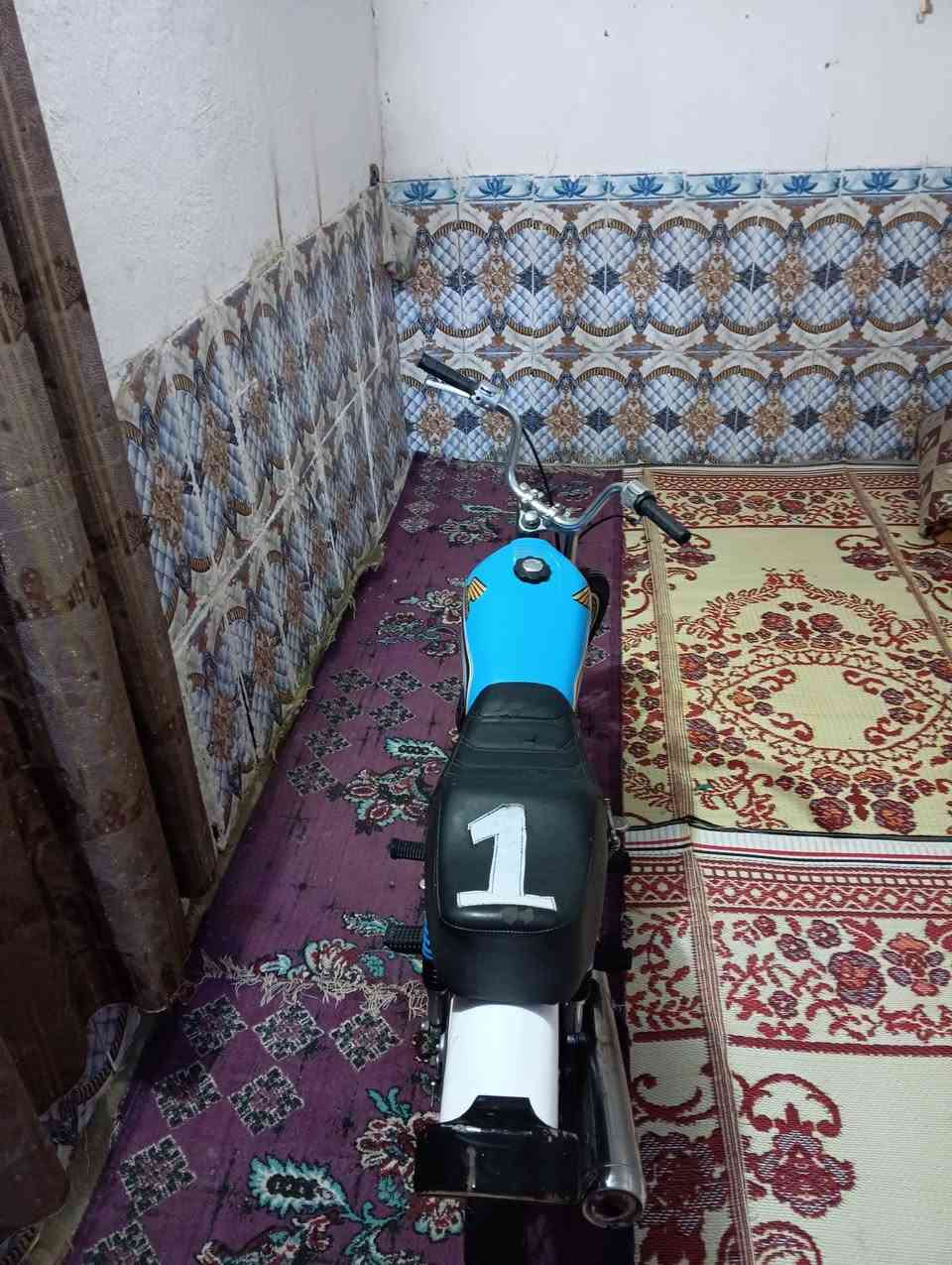 سلام عليكم شباب
دراجه حلوه بدون اوراق انتنس مامفتوحه وكشي ماعوزهه سعر750 وبيه مجال قليل لشراي راسلني خاص ابو ال 650 لا تراسل مكاني عماره ابو رمانه؟


**إذا كنت صاحب هذا الإعلان وتريد حذفه لأي سبب، رجاءا أرسل رسالة إلى الدعم الفني**