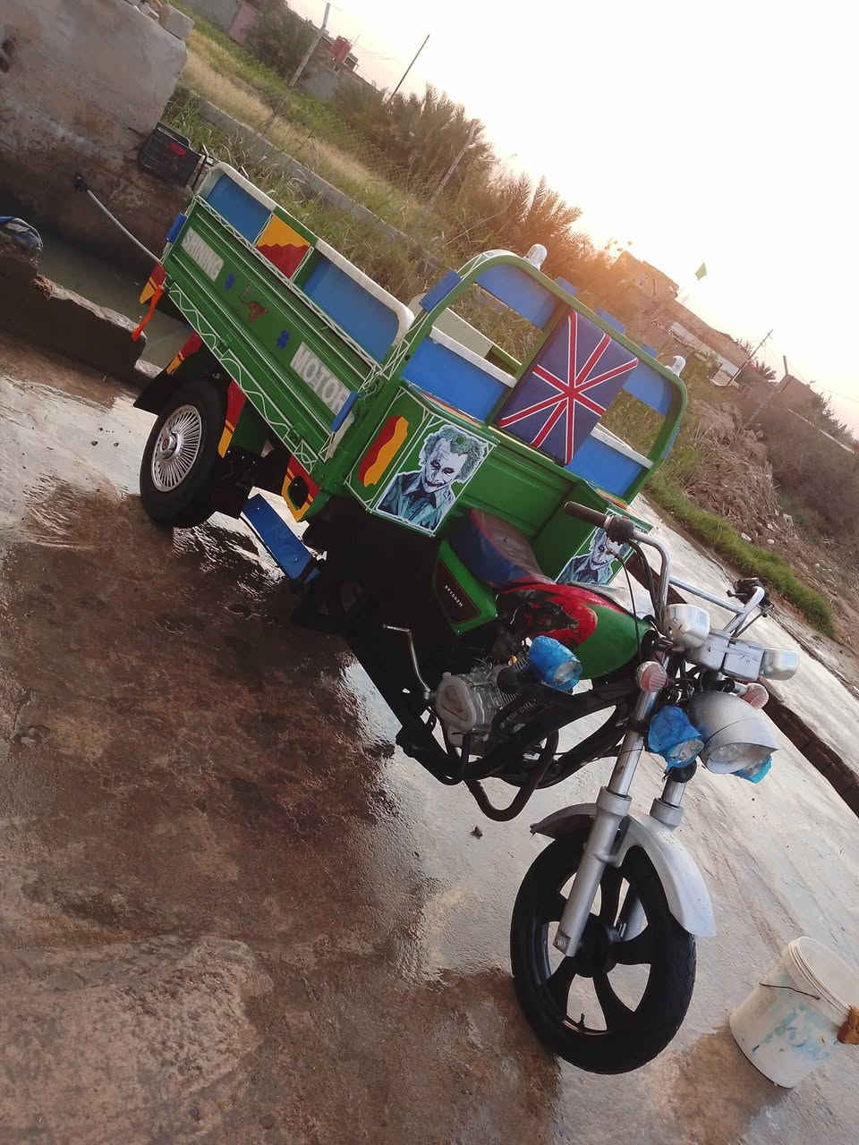 سلام عليكم ستوته للبيع جمره موديل 18لريده ينتصل ع هذه رقم ***********
