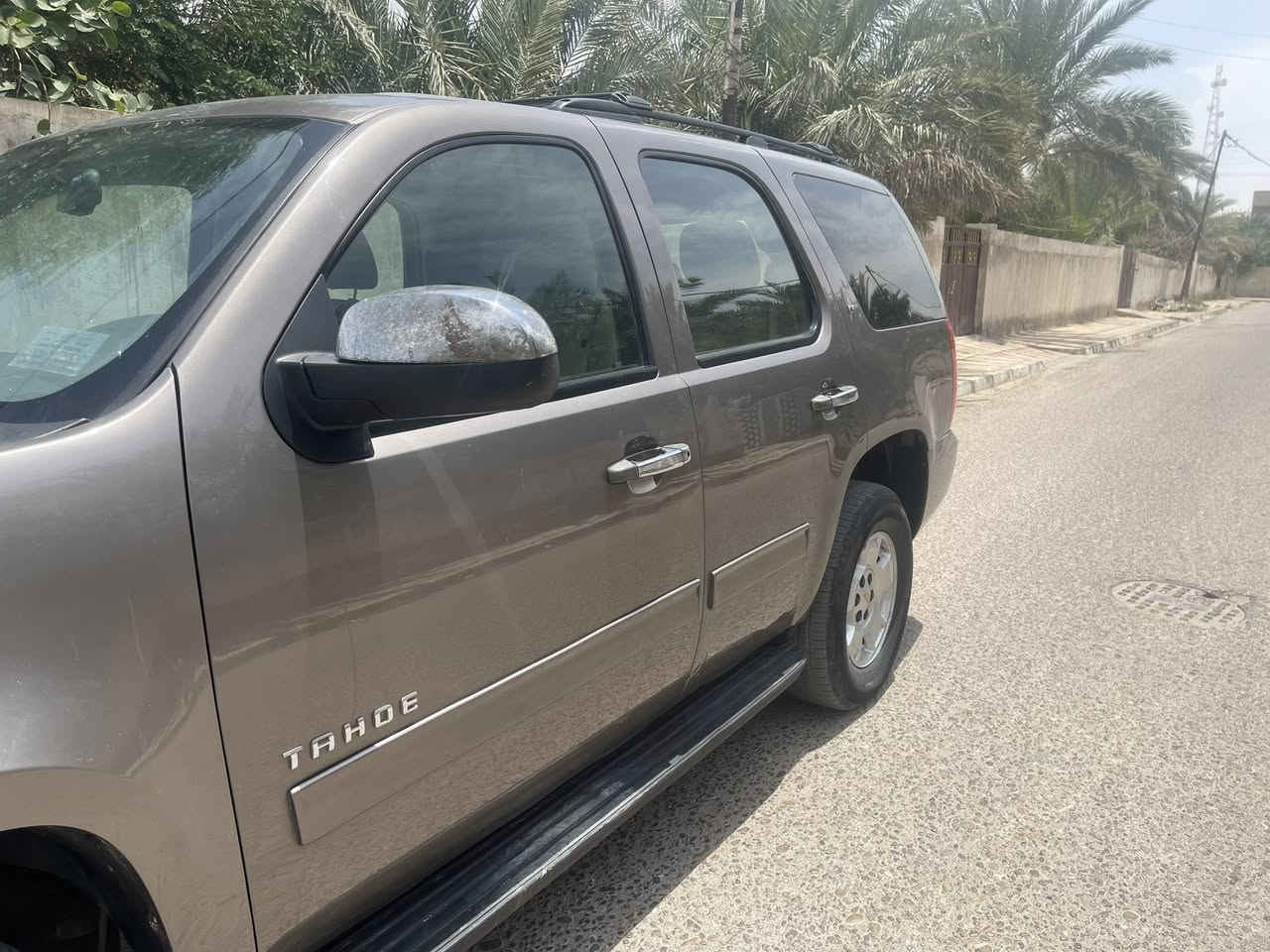 السلام عليكم
تاهو 2012 خليجي LTشركة الغانم 

مكفولة عدا صبغ بالجاملغ الامامي كلير والربع الباب

محرك المرغوب 5200 السعر 230 للتواصل ***********
