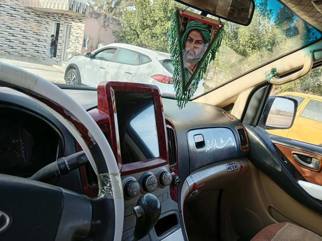 يالله سلام عليكم من رخصت لادمن ستاركس موديل 9 مفتوح محوره مسكر 12رقم ذي قار انكيزي سياره كفاله من صبغ والتبديل والمعجون والكص والعيب الشرعي مكينه كير حداديه تبريد كله جاهز مكاني بابل الهاشميه اخوان اني مكلف بل نشر ***********
