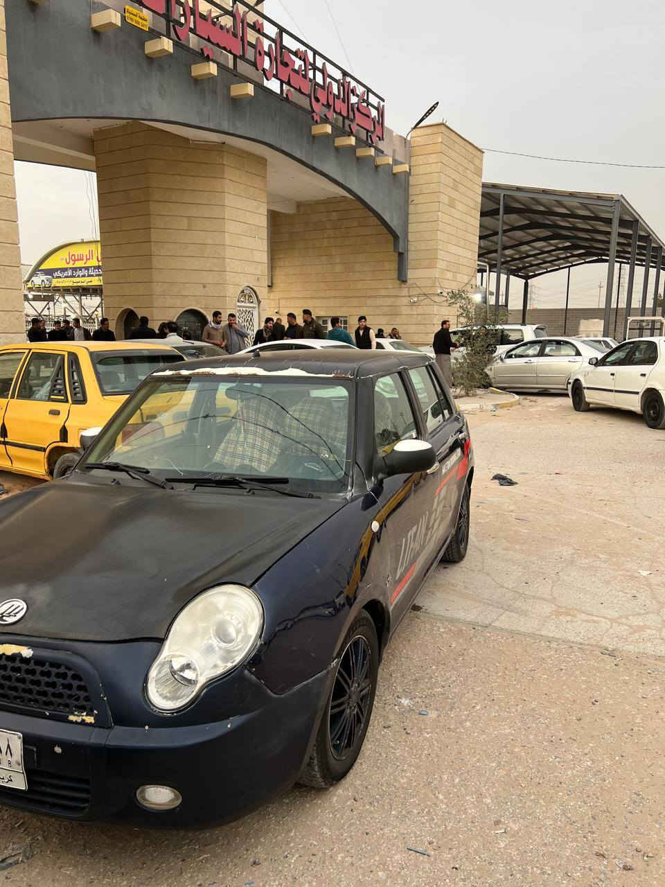 السلام عليكم للبيع ليفان 2013
السياره محرك كير حداديه  كهربائيات كله جديد  نظيفه 
 بيه جراد خفيف بالجاملغ والقماره
 السياره دواخل كلش جديده 
شاشه  اصليه سماعات اصليه 
. مابيه نواقص ابداا
السعر 34 وبيه مجال مداور ثاني يوم بسمنه
 مكانه نجف
***********
