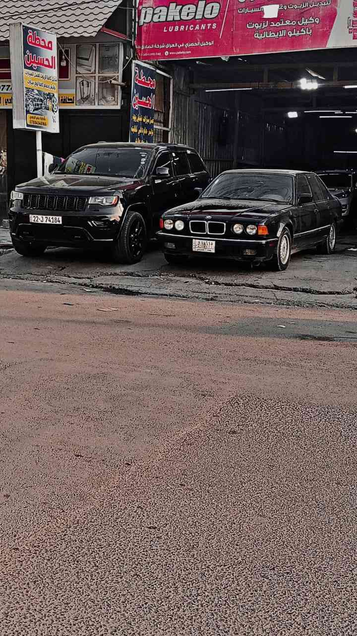 السلام عليكم ورحمة الله گراج غسل  سيارات هوه وغراضه للبيع لعدم التفرغ  العنوان حي الحسين قرب اسواق گاردينيا التفاصيل موضحه بالفديو
***********و اي استفسار يرجى الاتصال على الرقم
