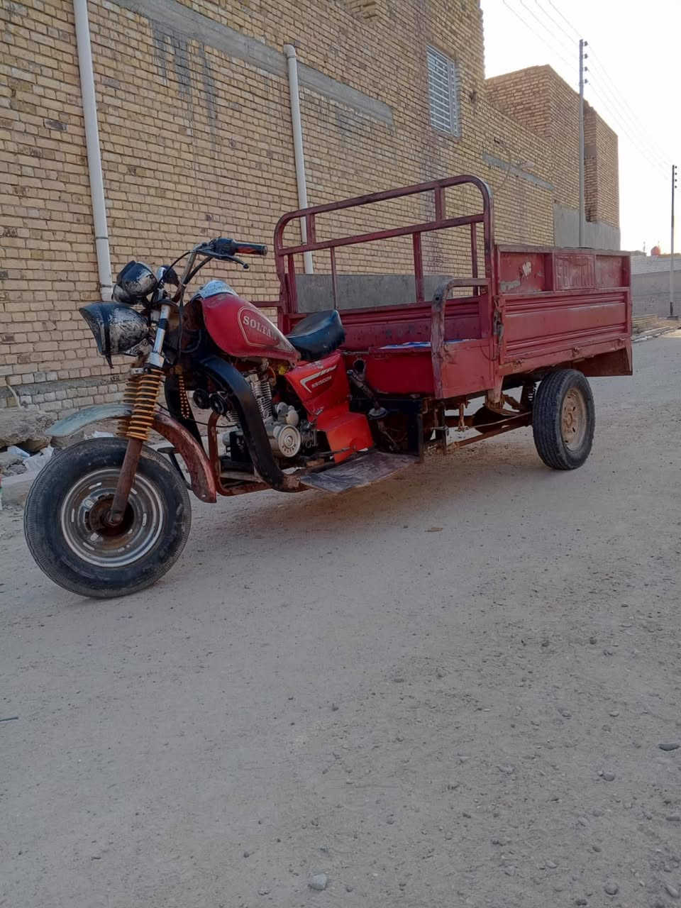 السلام عليكم ستوته للبيع بدون اوراق 700 وبيها مجال للشراي مكلف بنشرها هذا رقم راعيها***********
