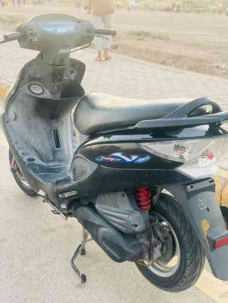 سلام عليكم كامكو v2 للبيع نوزل كهربائيات كله شغاله كفرات بلادي محرك مامفتوح برغي بي شلعه ومعدل تخبل  مكان واسط حي الشهداء السعر 800 وبيه مجال رقم ***********
