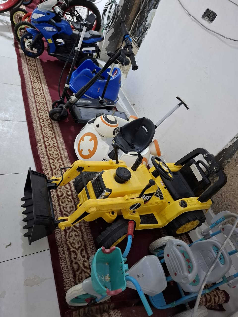 السلام عليكم ورحمة الله وبركاته..
بايسكلات مميزة (للبيع شلعة واحدة/ بيعة كاملة) 🎯🛒
​لأصحاب المحلات، أهل البسطات، أو العوائل الي تحب تميز أطفالها، متوفرة عندي هالمجموعة النظيفة والمنوعة من ألعاب الركوب والبايسكلات مثل ما موضح بالصور المرفقة، والبيع للمجموعة كاملة شيلة وحدة


**إذا كنت صاحب هذا الإعلان وتريد حذفه لأي سبب، رجاءا أرسل رسالة إلى الدعم الفني**
