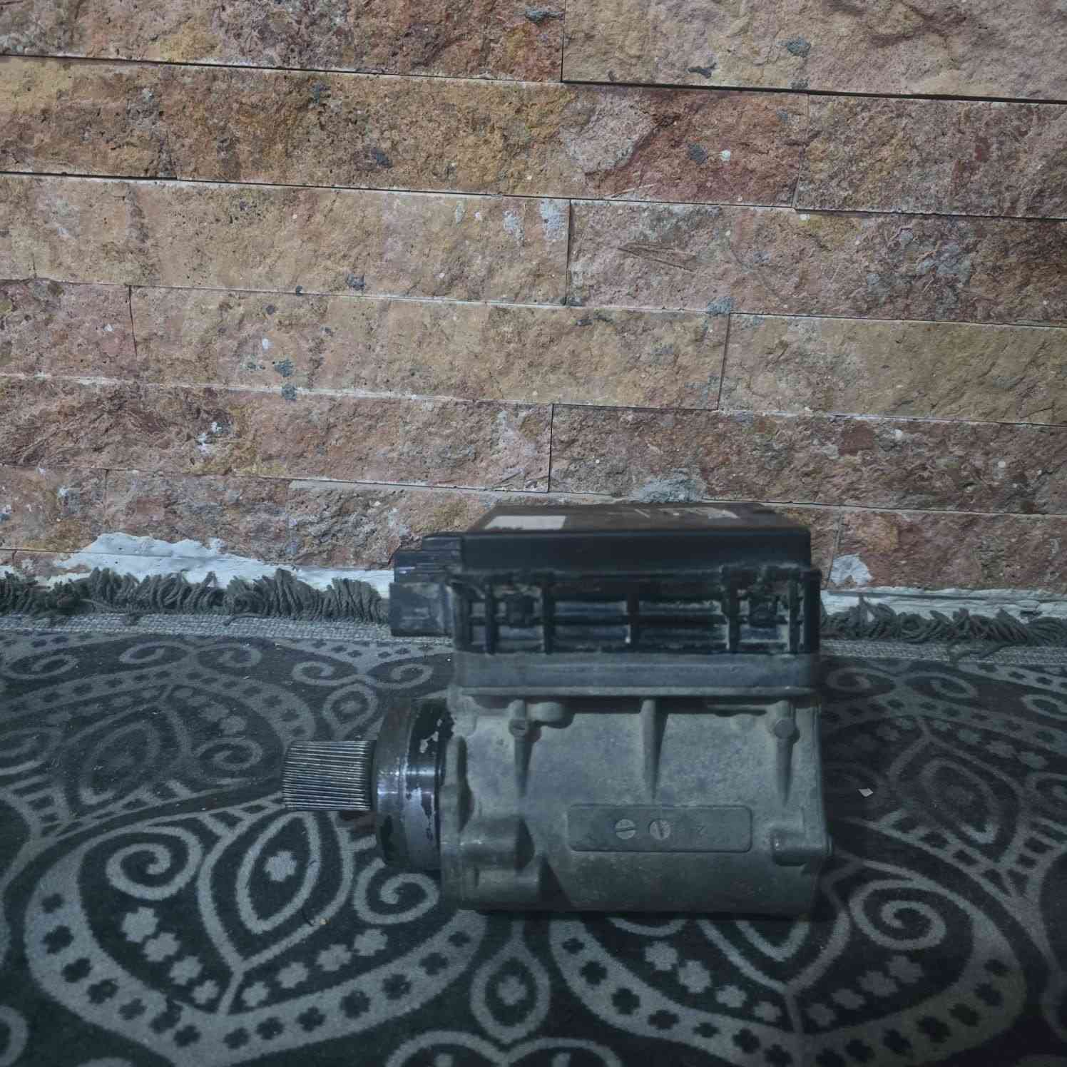 غراض جنسيس للبيع قيم وأخذ المكان كربلاء
***********
