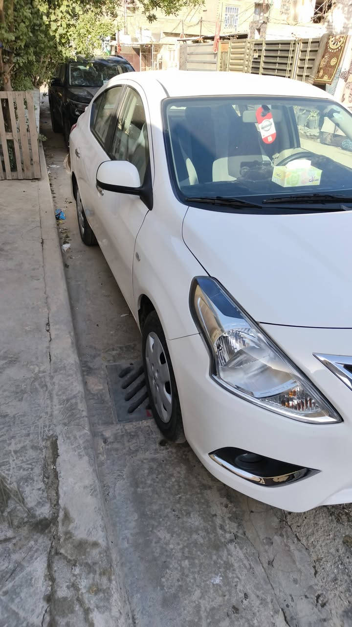 سياره صني هندي أبو البليته الزركه    موديل 24 رقم أربيل رقم إنكليزي ماشيه 27الف كيلومتر  إطارات جديده جدا صدر أمامي وخلفي جيد جداً محرك وكير علا البلاد شركه جيد جداً بيها طخه من الخلف والكدام أثر  وقوف مفاجه بيها بارد بعض مكانات بدون صبغ أو  تبديل رايده 11400دولارر
عندي وكاله عامه أتريد تحويل أو وكاله ماكو إيه أشكال الاتصال رقم فقط بلا تعليقات***********
