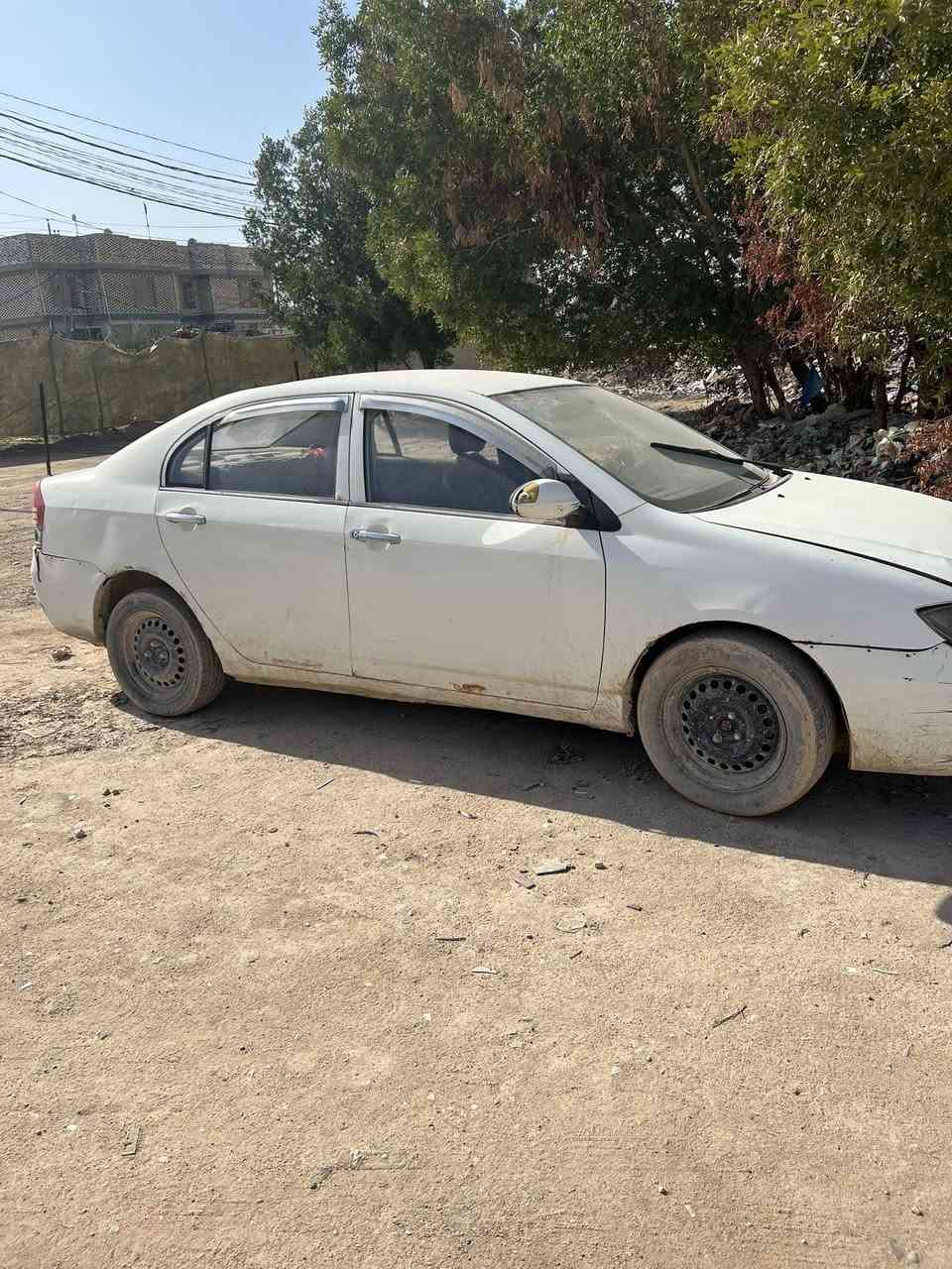 سياره ليفان 620 ٢٠١١ رقم قادسيه حداديه نص مكينه زينه بس يرادلها ترتيب بل كهربائيات كشرها حلو بيها خياسات بسيطه
للاستفسار تواصل على واتساب على الرقم 
***********
