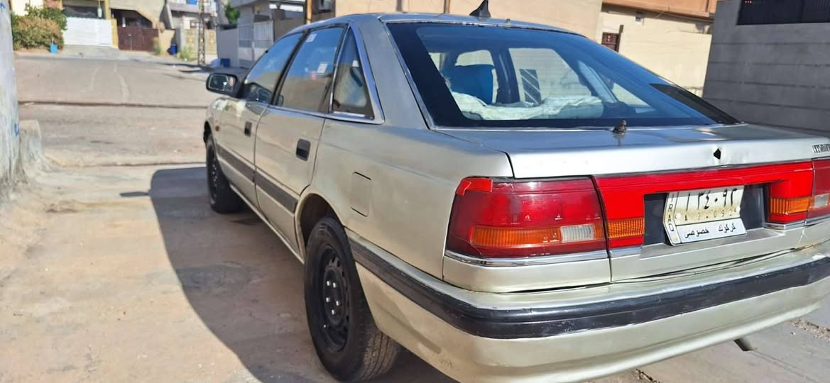 کوردی و عربی  

سلام علیکم 
مازدە 8 بخ 
مودیل 1988
سنویە منتهی من 2018 
بيطاقه بنزين موجود 
سياره ابيعه ابشرط تحويل و كير و محرك 
سعر 25 ورقە بیهە مجال بسیط
***********
***********

سڵاو
مازدە 8 بخ 
مودیل 1988
سنەوی بەسەر چوە لە 2018
پێتاقەی بەنزینێ هەیە 
بەشەرتی تەحویل و گیر و مەکینە ایفرۆشم 
نرخ 25 وەرقە و مەجال
