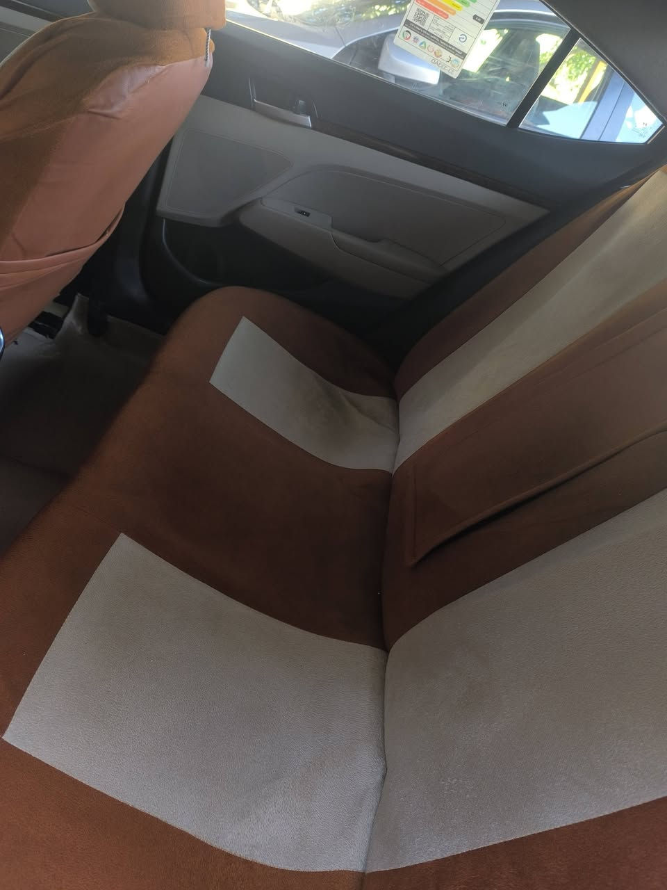 النترا للبيع موديل 2019 شكل ال 20 فول مواصفات حساس امامي خلفي شغال السياره جاهزه للاخير وماشيه 88 السنويه جديده بال 29 رقم بغداد العنوان ديالى بعقوبه عارضيها ب 65 وبيها مجال للطيبين *********** واللي عنده اولتما مراوس حسب القناعه موديل 25 23 24 اراوس
