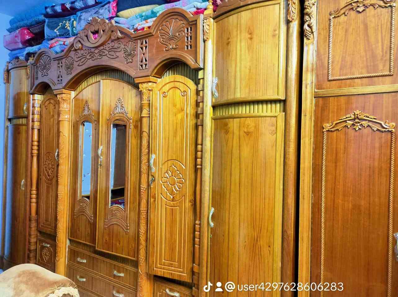السلام عليكم غرفه صاج ملكي جديده استخدام كلش قليل السعر مليونين بيهه مجال اتصل او واتساب ***********
