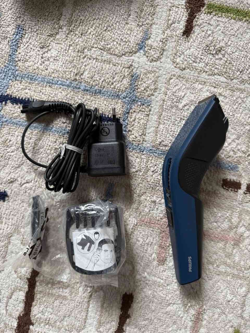 مكينة حلاقة فلبس الاصلي جديده لوك مامستخدمة بالباكيت مع كل ملحقاتها تشتغل عالكهرباء.


**إذا كنت صاحب هذا الإعلان وتريد حذفه لأي سبب، رجاءا أرسل رسالة إلى الدعم الفني**