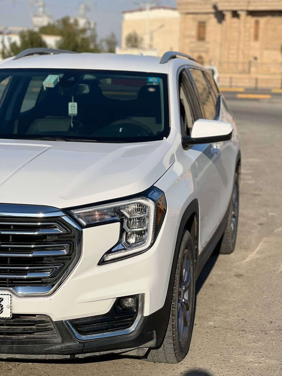 تيرين موديل 2024 slt رقم بغداد
ضربتها حلوه صندوك بچم كبس 
ماشية ٣٢ الف ميل 
المواصفات:
مانع تصادم
دفع رباعي (four well)
نظام الطرق الوعرة
نظام نزول المنحدرات 
تحديد مسار 
تدفئة كشنات 
تدفئة ستيرن 
كشنات كهرباء السايق والي بصفه
تبريد قطعتين
ابل كار بلي
اوتو ستوب
تشغيل عن بعد ..
3GKALVEG2RL278661
مكاني بصرة
السعر 222 وقابلة للتفاوض 
***********
السيارة بأسمي
