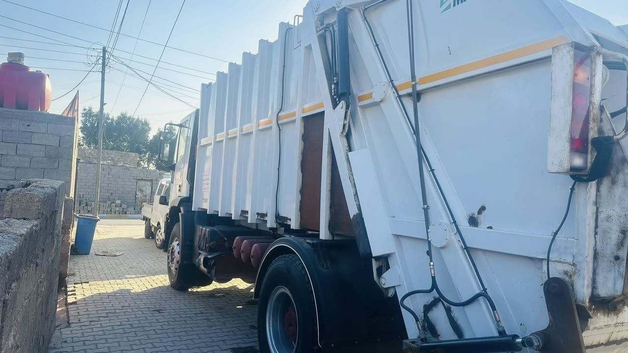 سلام عليكم كابسه افيكوللبيع موديل 2000سياره بسمي سنويه جديده ورقام جدد ***********
