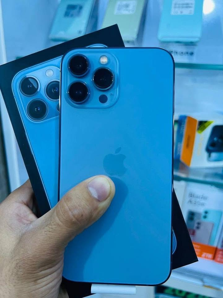 ♦️للبيع iPhone 13 pro max
♦️ذاكرة 256 دبل سيمكارت 
♦️بطارية 88 بلادي مامرفوع
♦️نظافة الجهاز 100‎%‎
للأستفسار ***********
